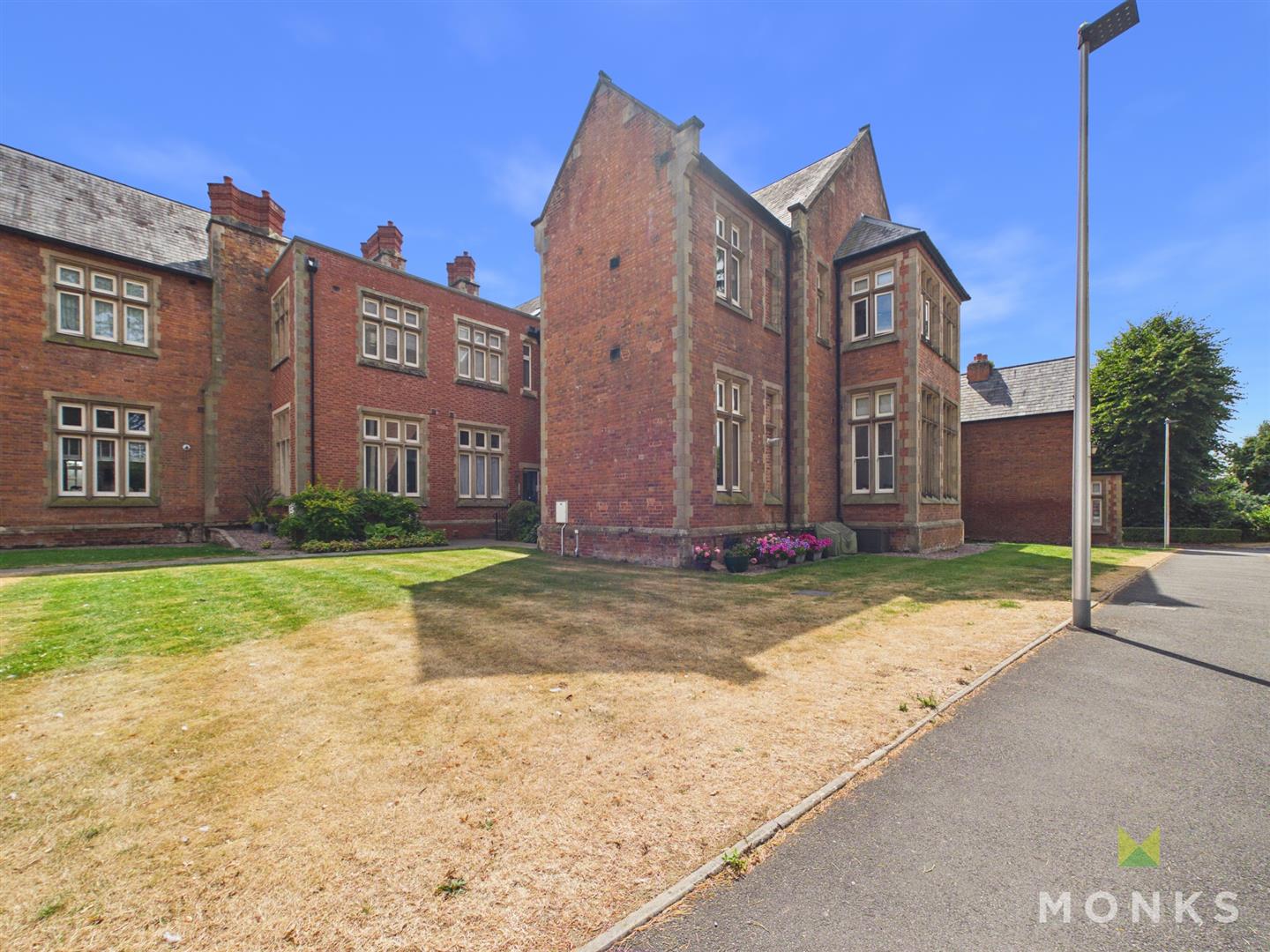 83 Leighton Park, Shrewsbury, SY3 5FS To Let